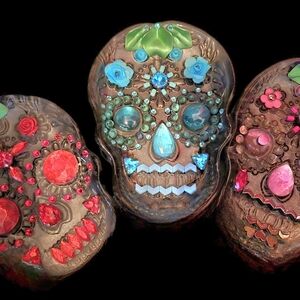 HAND PAINTED SET OF 3 SUGAR SKULL GLASS SET WALL ART